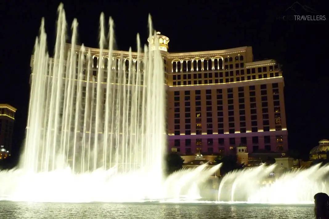 Die Fontänen vor dem Bellagio bei Nacht